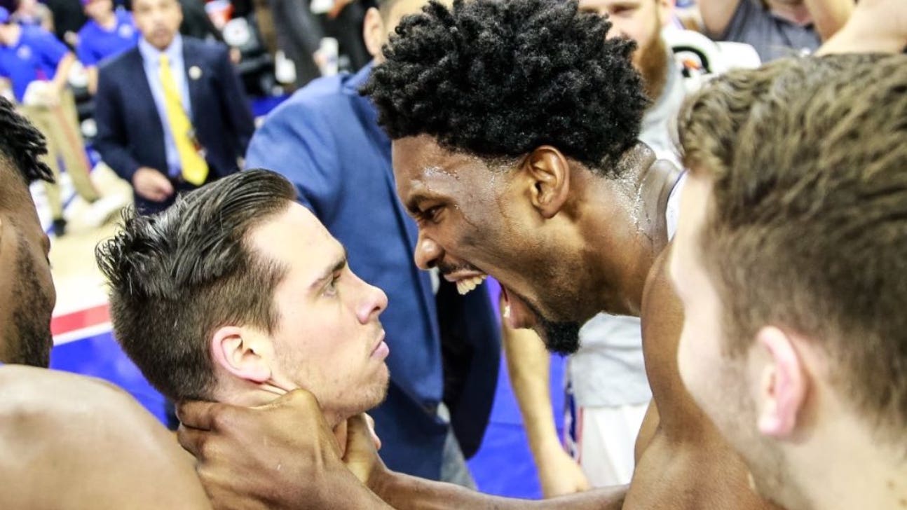 After a Kristaps Porzingis airball, Sixers' T.J. McConnell beats Knicks at the buzzer