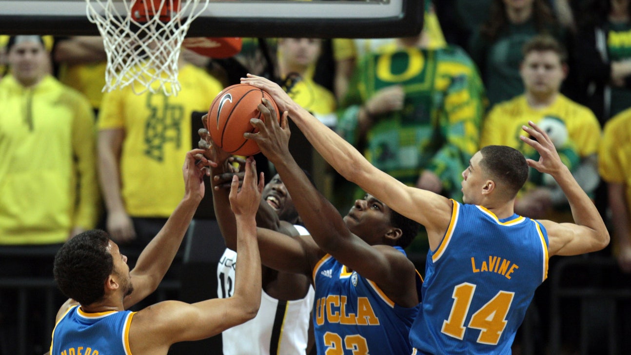 Wear hits putback and UCLA beats Oregon 70-68