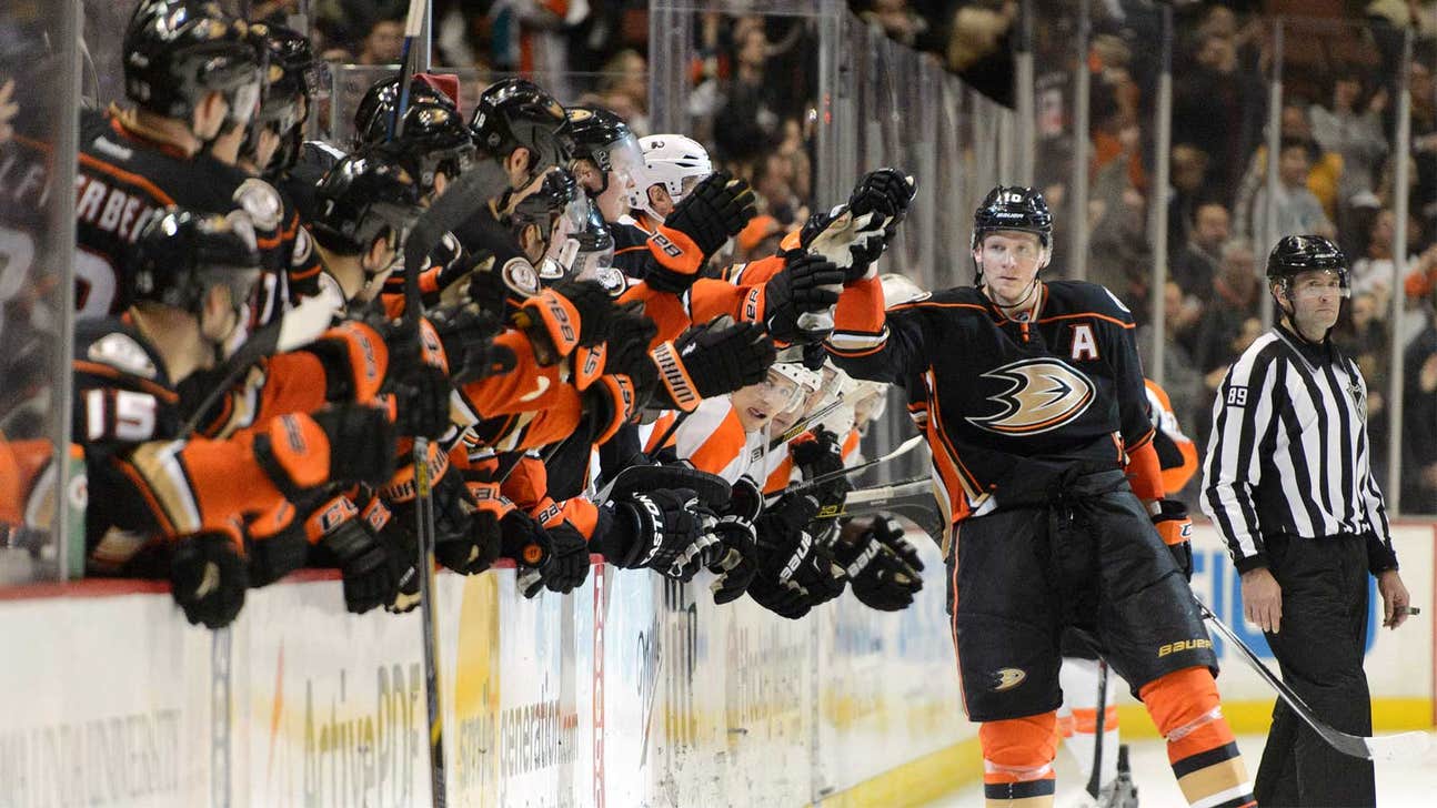 Anaheim Ducks edge slumping Flyers 5-4 in shootout