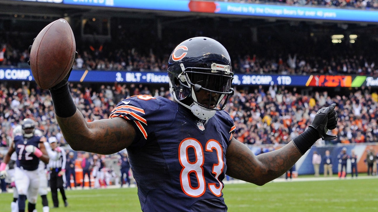 Patriots land tight end Martellus Bennett from Bears
