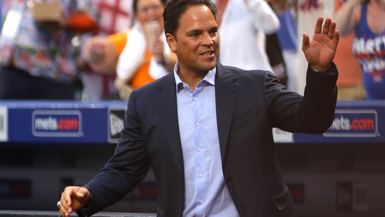 Mets great Mike Piazza celebrates 48th birthday