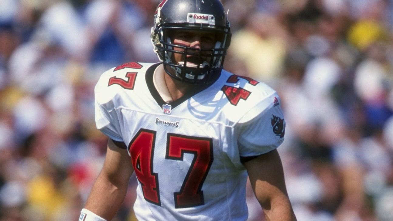 Barry Sanders on John Lynch: 'He occupied a spot in your mind'