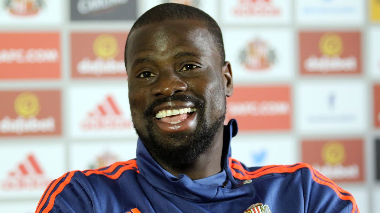 Ex-Arsenal defender Eboue joins Sunderland on short-term deal