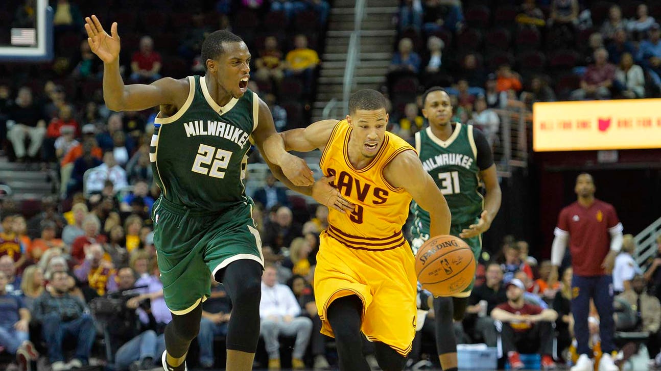 Bucks sign journeyman Cunningham to 10-day contract