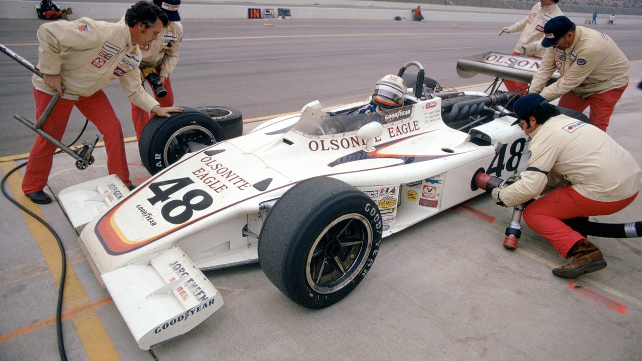 IndyCar legend Bobby Unser congratulates Scott Dixon on tying career victories