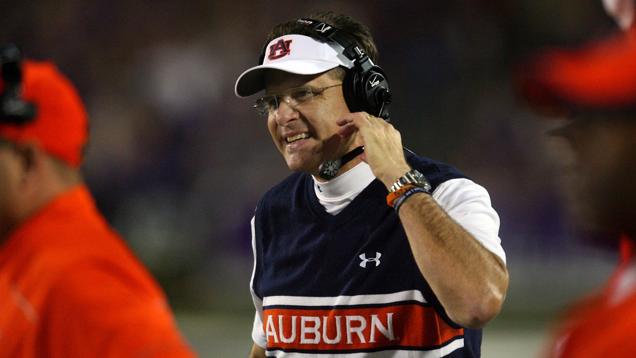 Auburn's speedster ball boy breaks nose in practice
