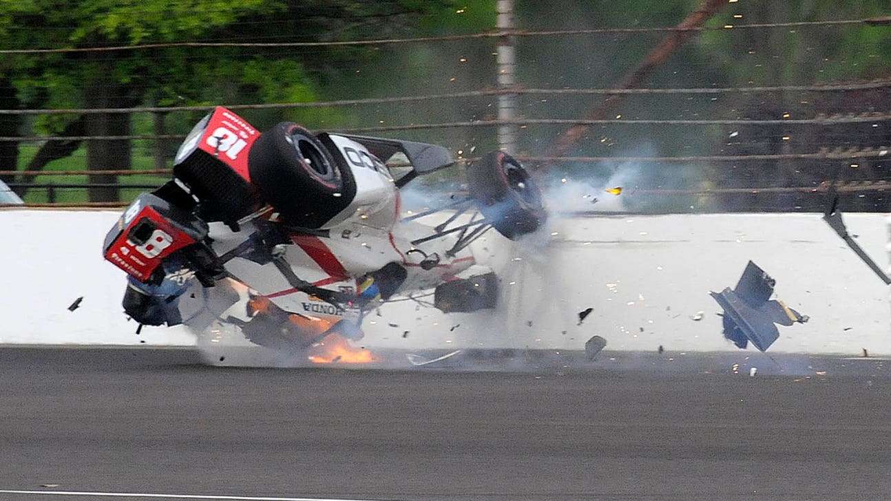 Sebastien Bourdais fractures pelvis, hip during Indy qualifying crash