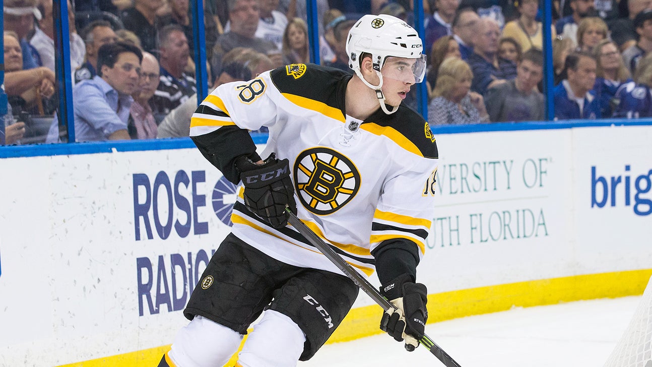 Panthers land Smith from Bruins in exchange for Hayes