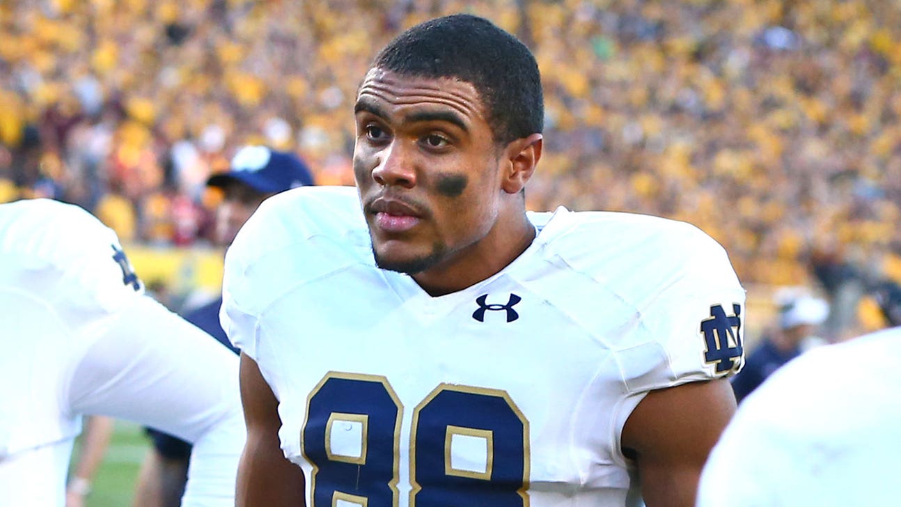 Notre Dame WR Corey Robinson nominated for national service award