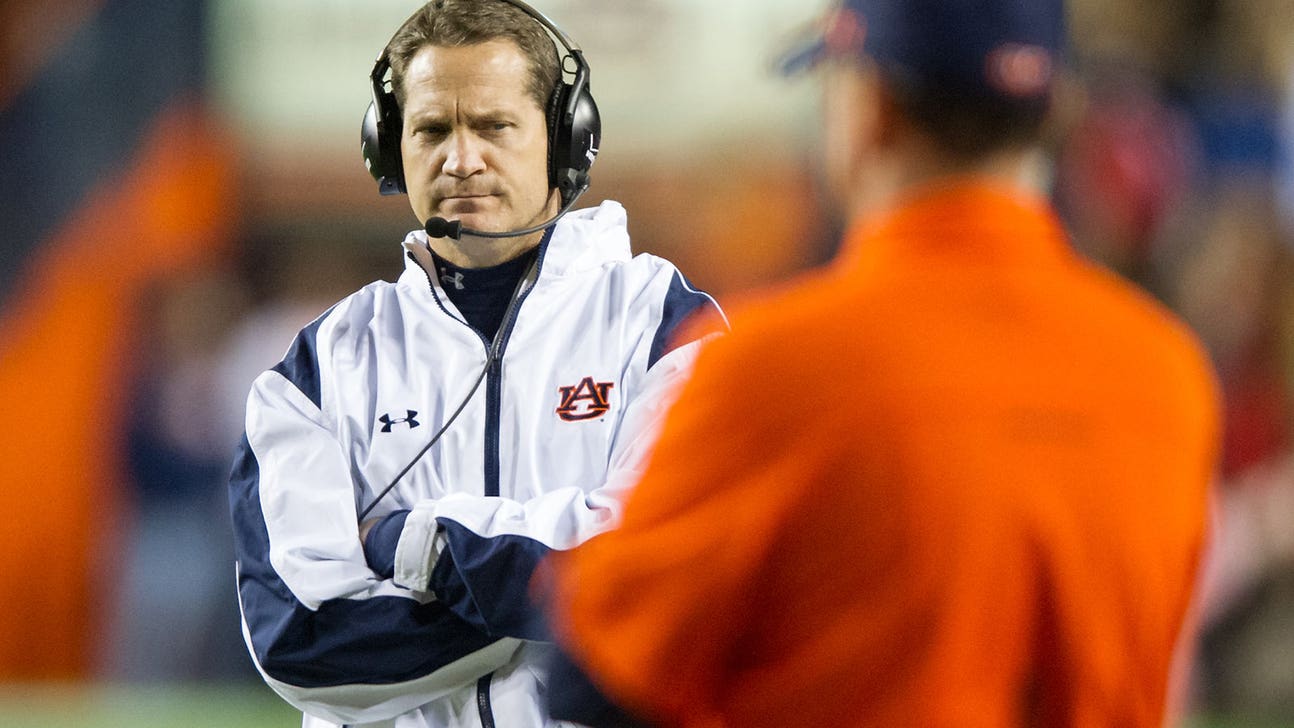 S. Carolina's Spurrier praises UNC defensive coordinator Chizik