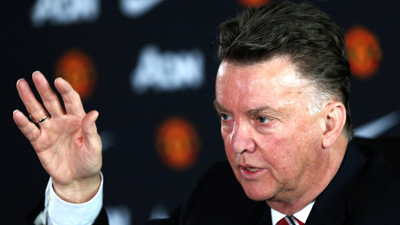 Manchester United's training ground to be fitted with floodlights