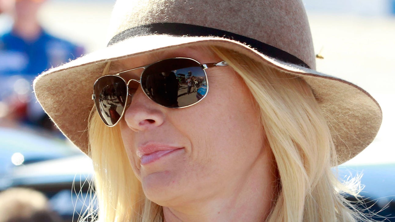 Martin Truex Jr.'s girlfriend, Sherry Pollex, inspiring others as chemo continues