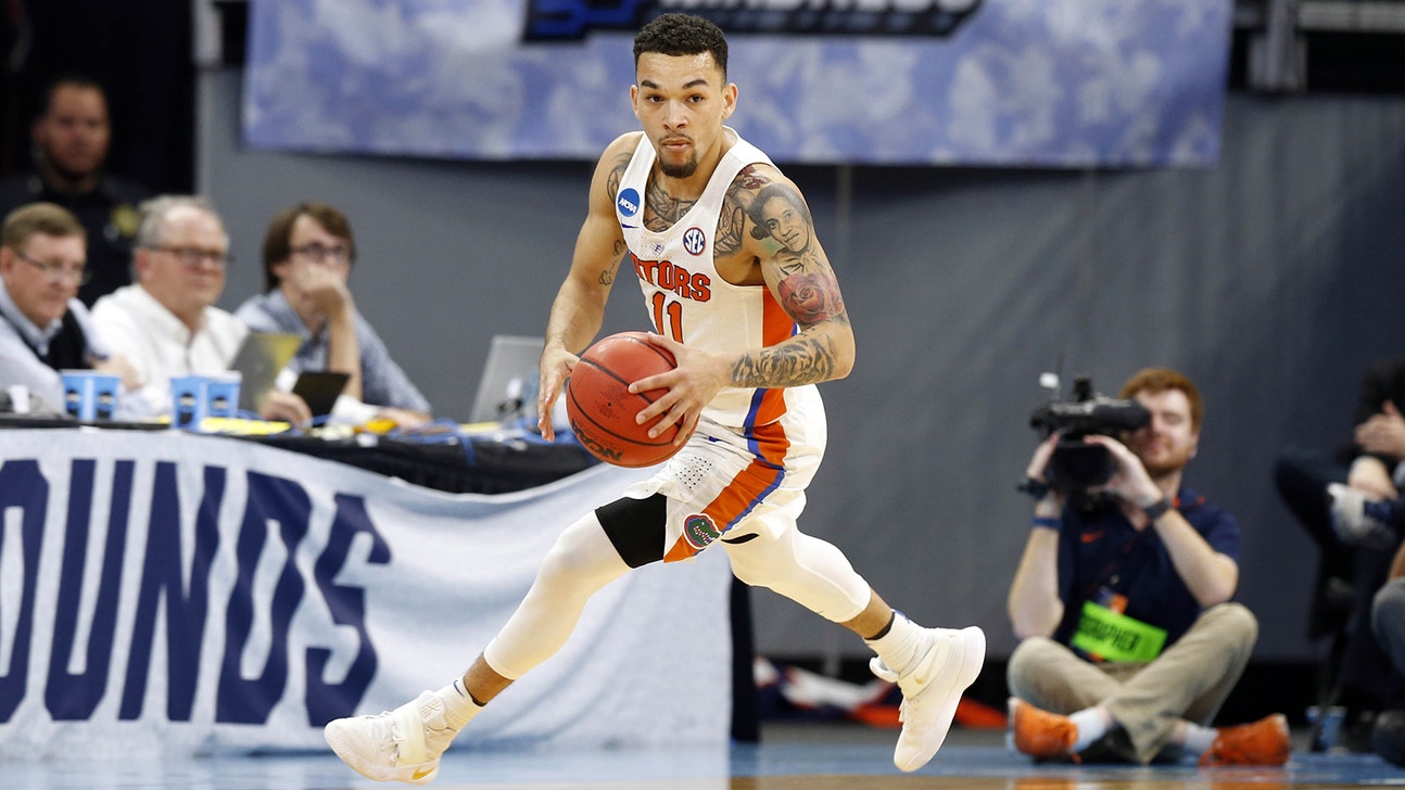 Florida guard Chris Chiozza dealing with sprained shoulder, could be ready for season opener