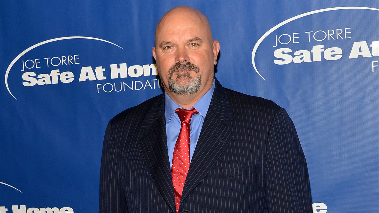 Former MLB All-Star David Wells says medical marijuana oil helped him quit painkillers
