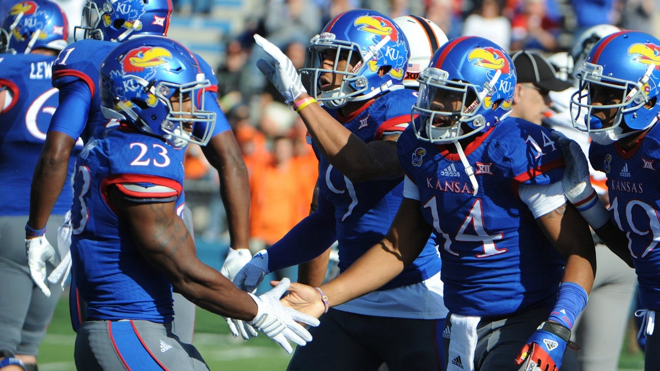 Jayhawks fall short of comeback in 27-20 loss to Oklahoma