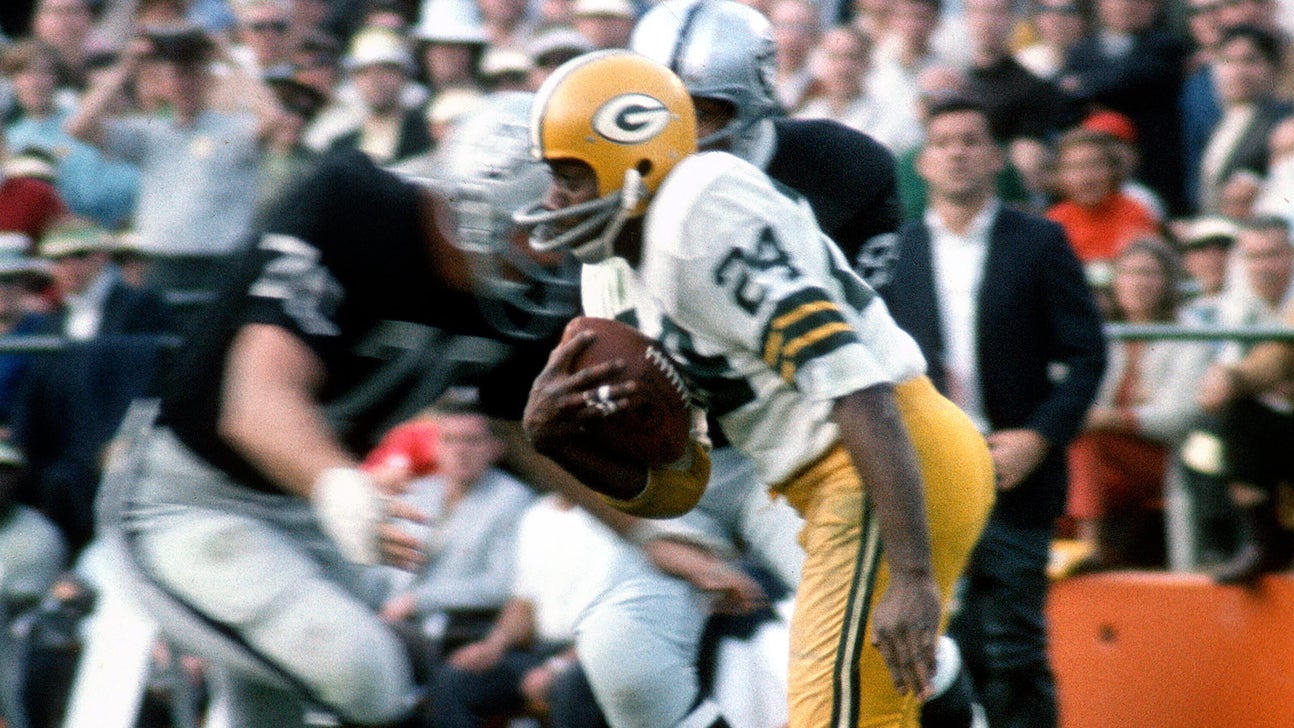 Super Bowl I star Willie Wood doesn't remember his NFL career