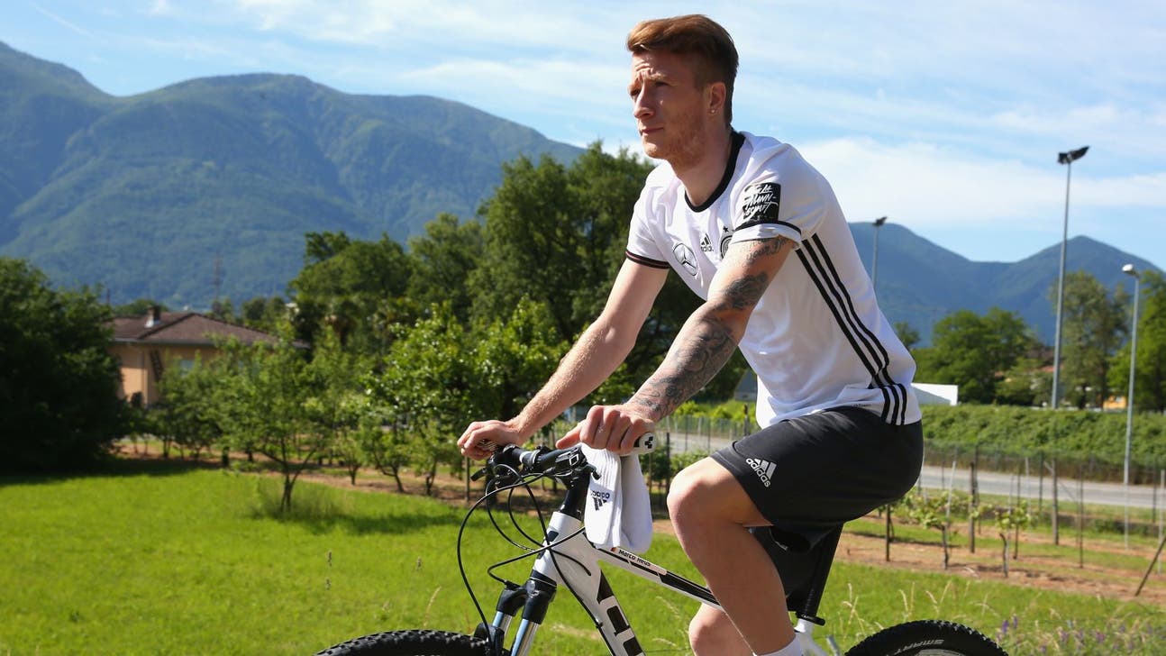 Reus omitted from Germany squad, Schweinsteiger makes the cut