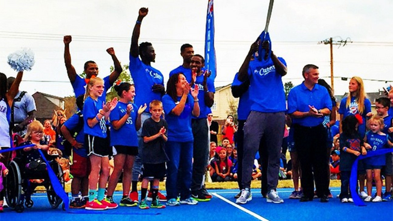 Thunder rebuild basketball courts for Oklahoma tornado victims
