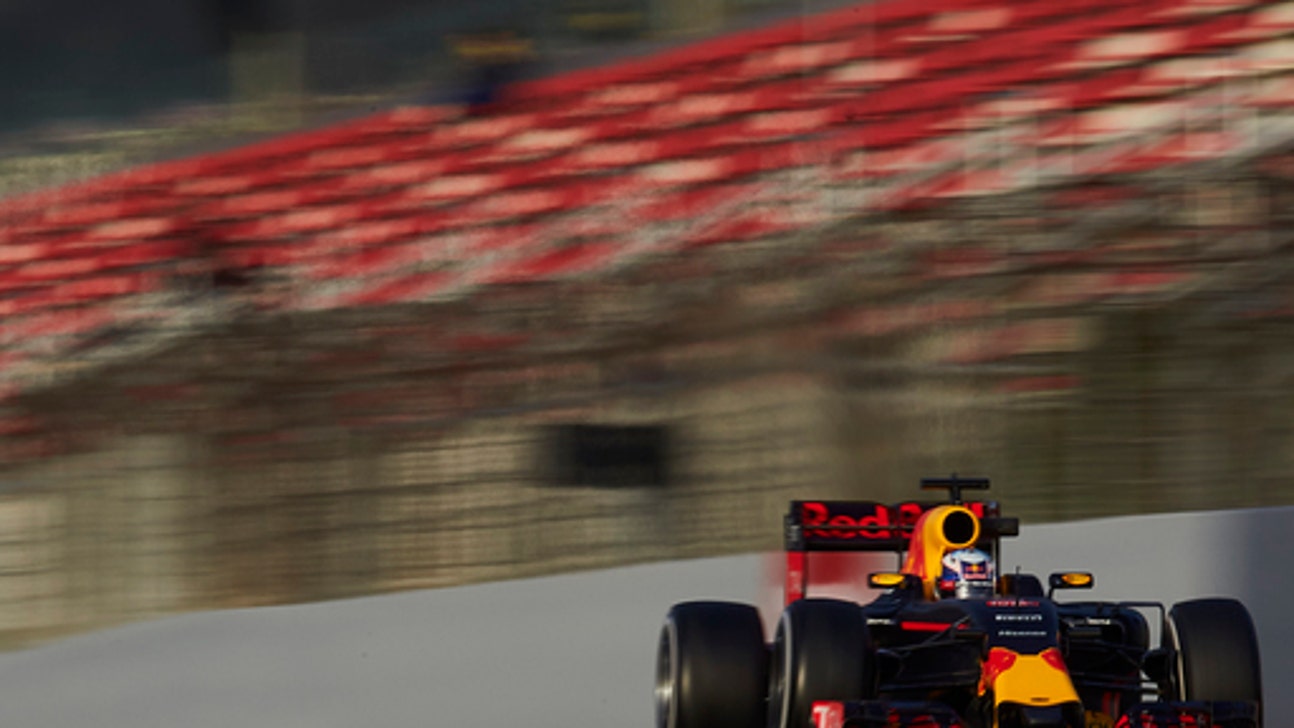 F1 approves new qualifying for 2016, faster car for 2017