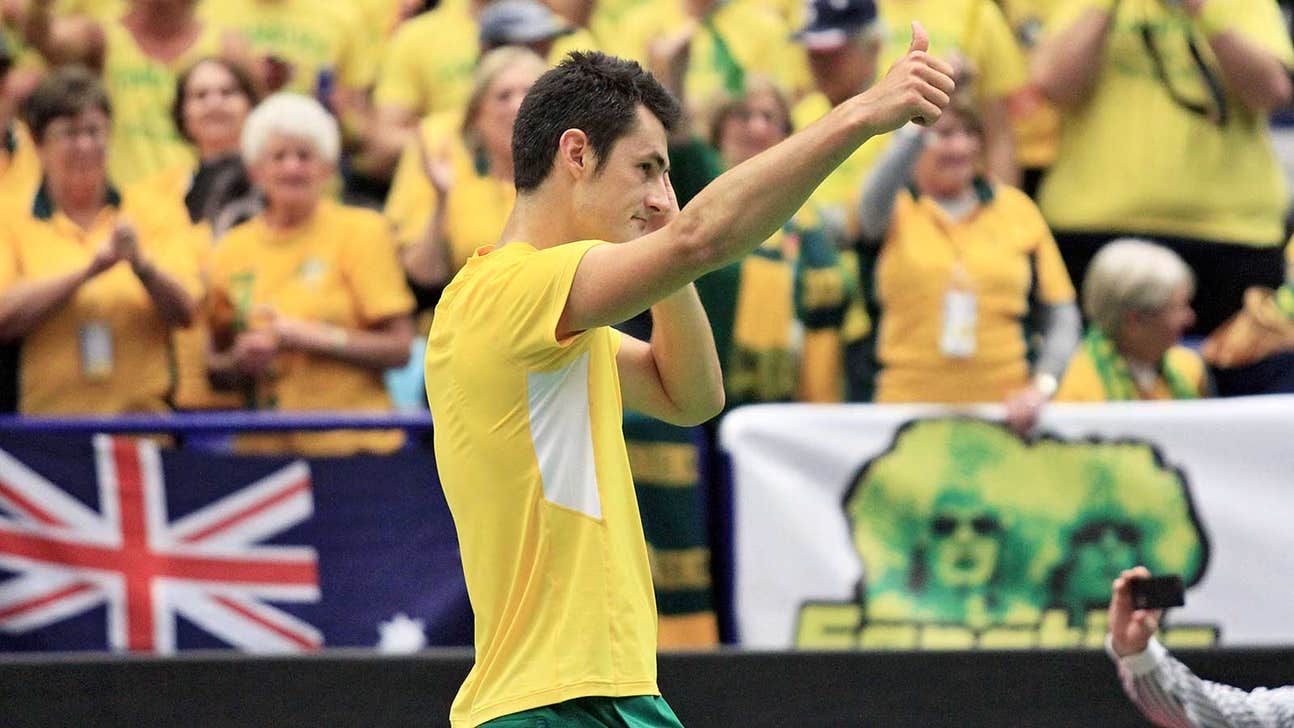 Bernard Tomic defeats Lukas Rosol to move Aussies past Czechs