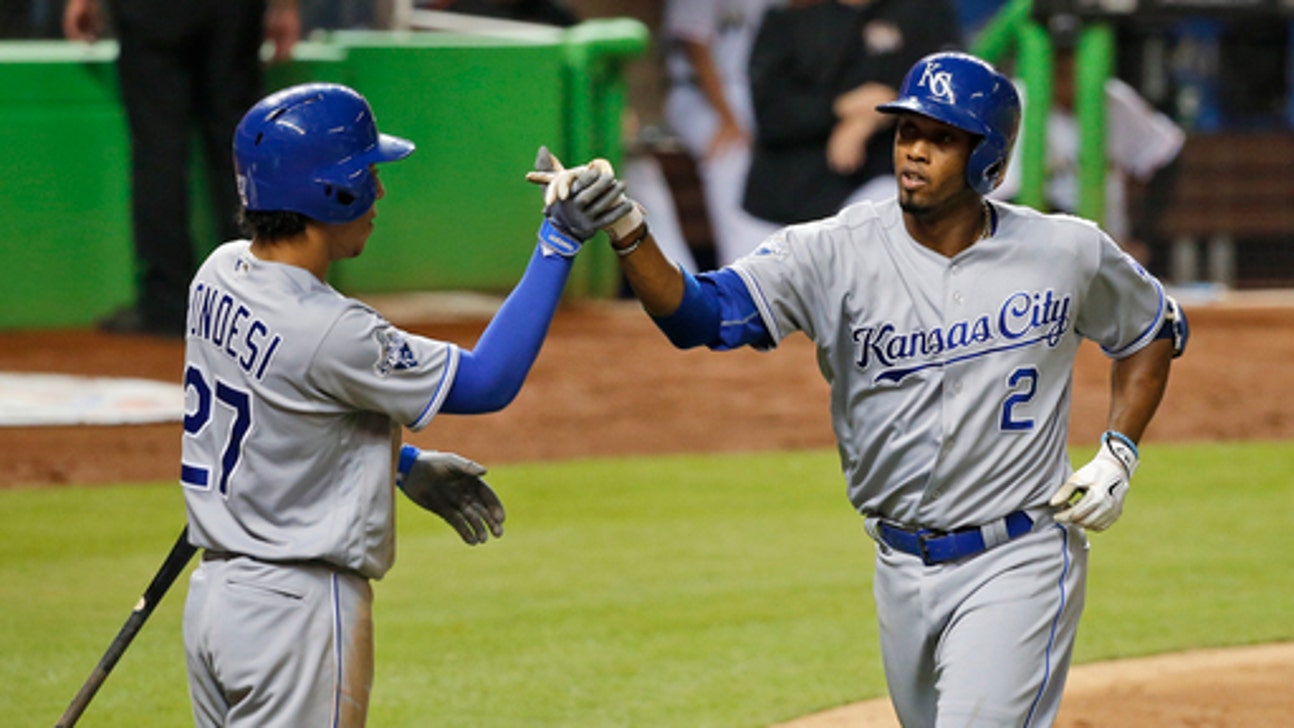 Escobar homers for surging Royals in 5-2 win over