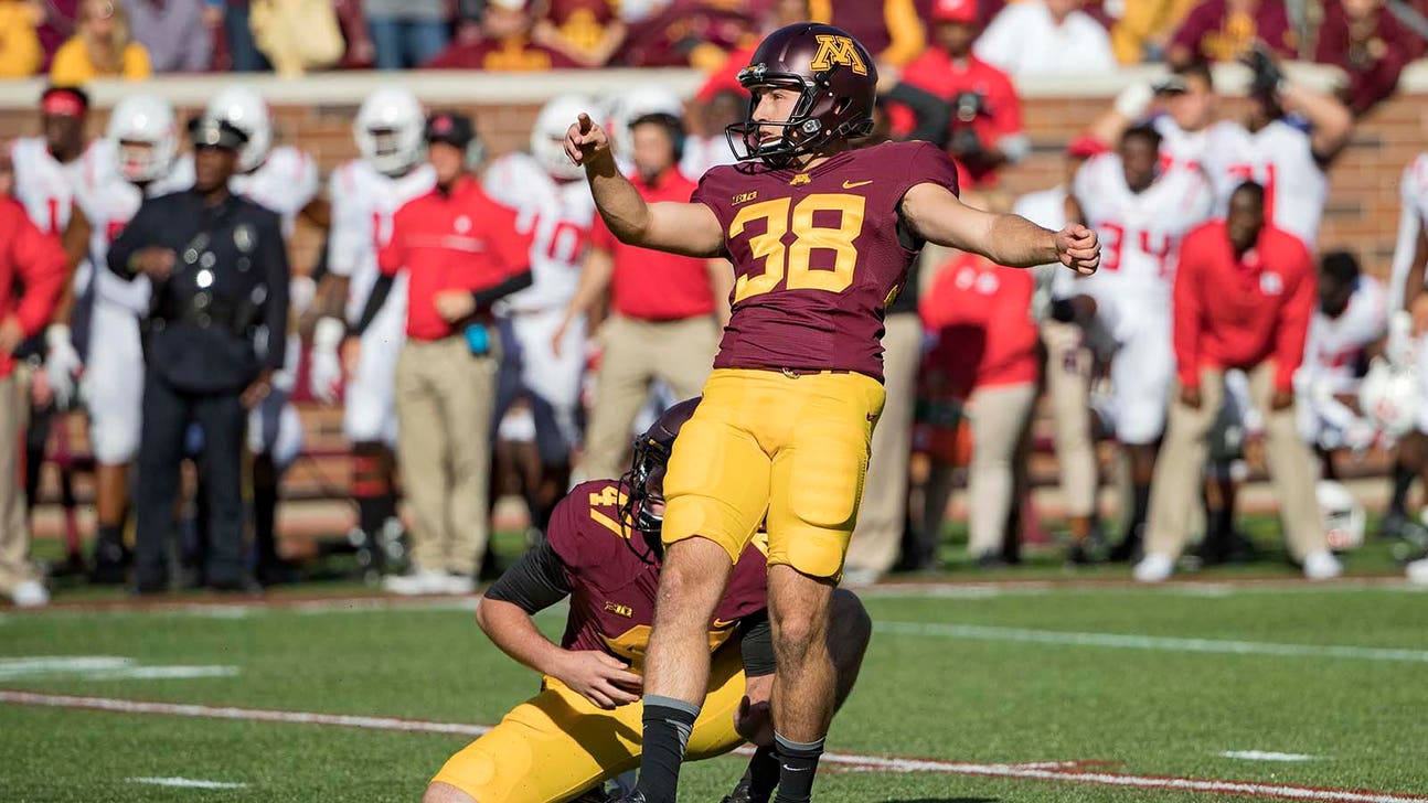 Gophers' Carpenter named Big Ten Kicker of the Year