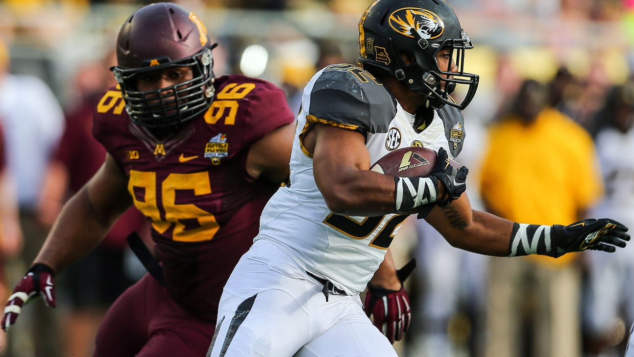 Gophers kicker, defensive tackle named to AP All-Big Ten football team