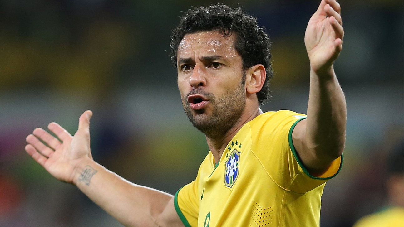 Brazil striker Fred announces retirement from international soccer