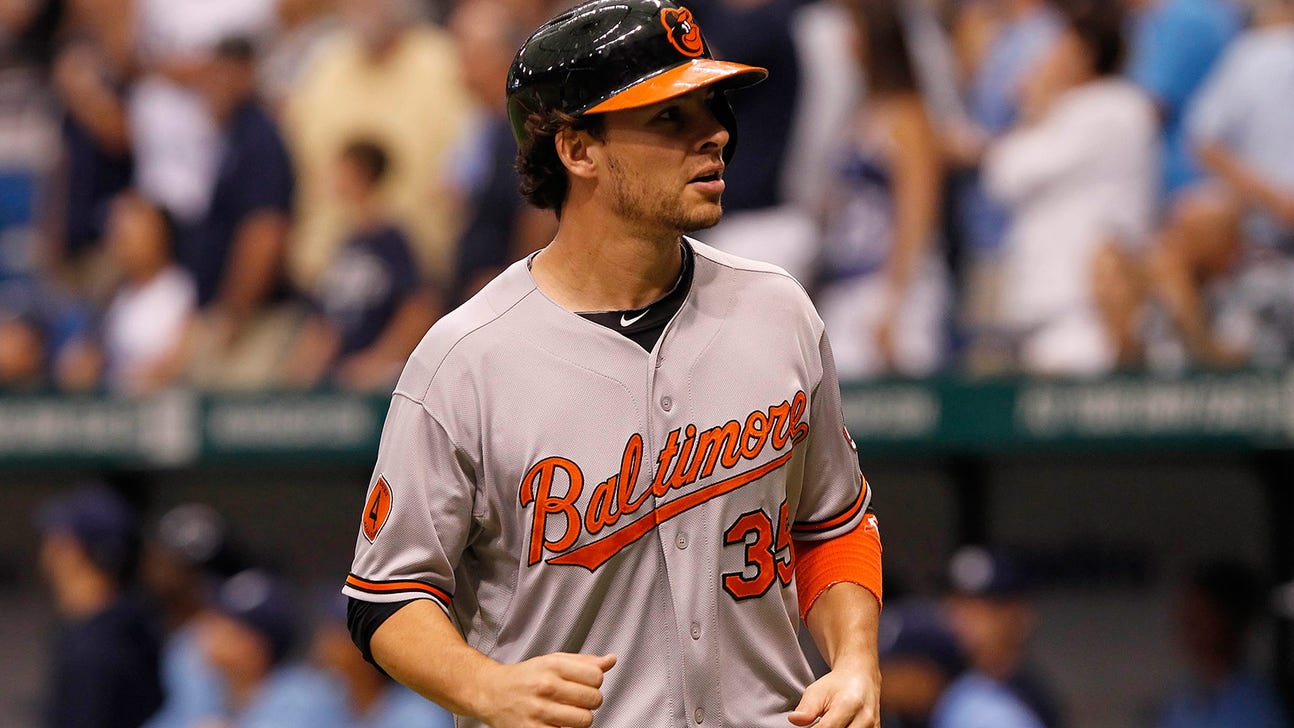 Royals get IF Danny Valencia for OF David Lough