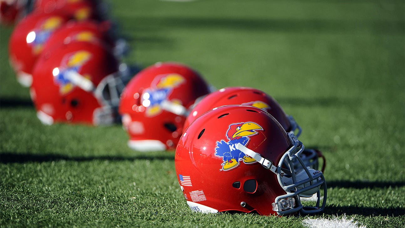 Shelley-Smith makes full transition to O-line from tight end