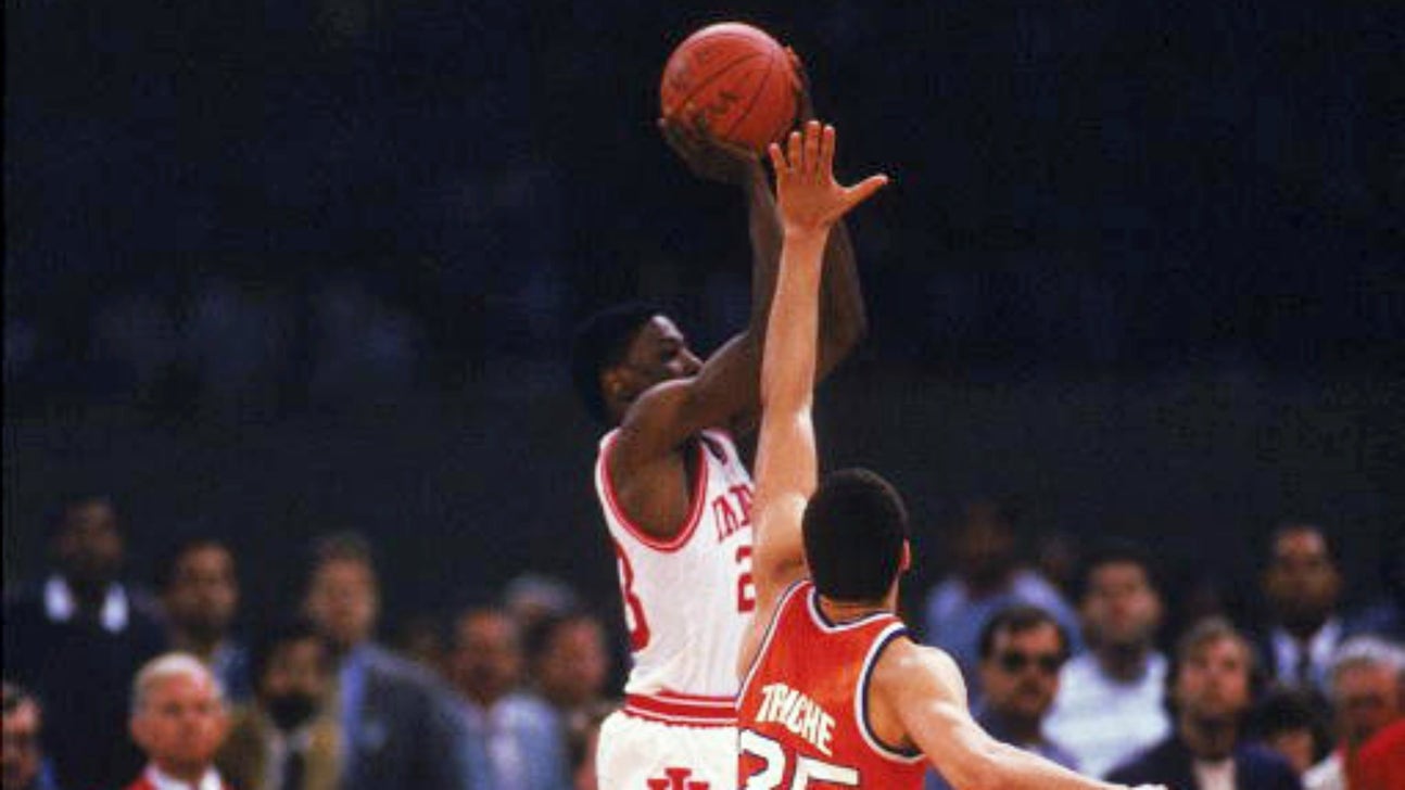 Indiana to add five basketball statues inside Assembly Hall