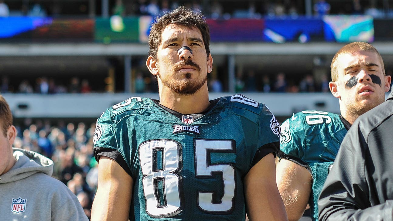 Broncos' James Casey turned baseball failure into an NFL success story