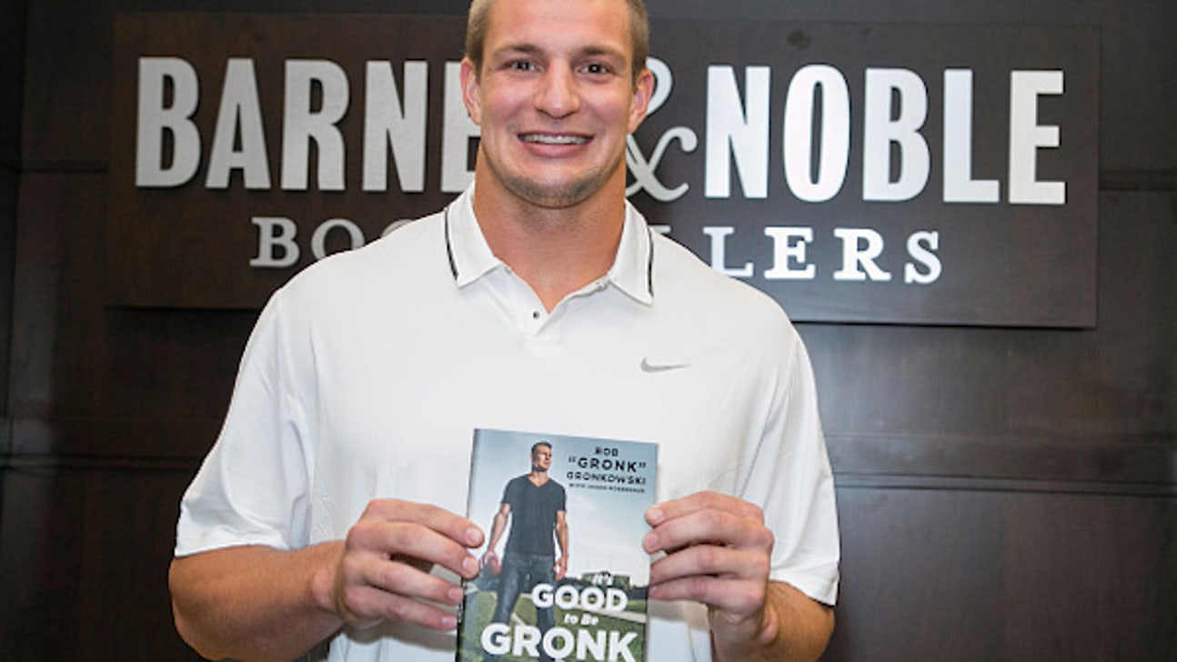 Rob Gronkowski has only read 80 percent of his own book