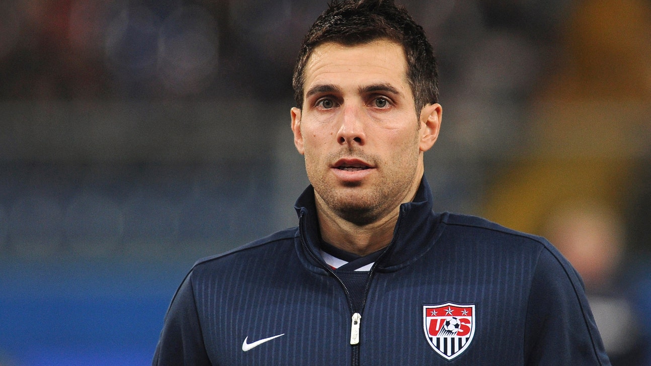 Ex-USA captain Bocanegra to retire after end of 2014 MLS season