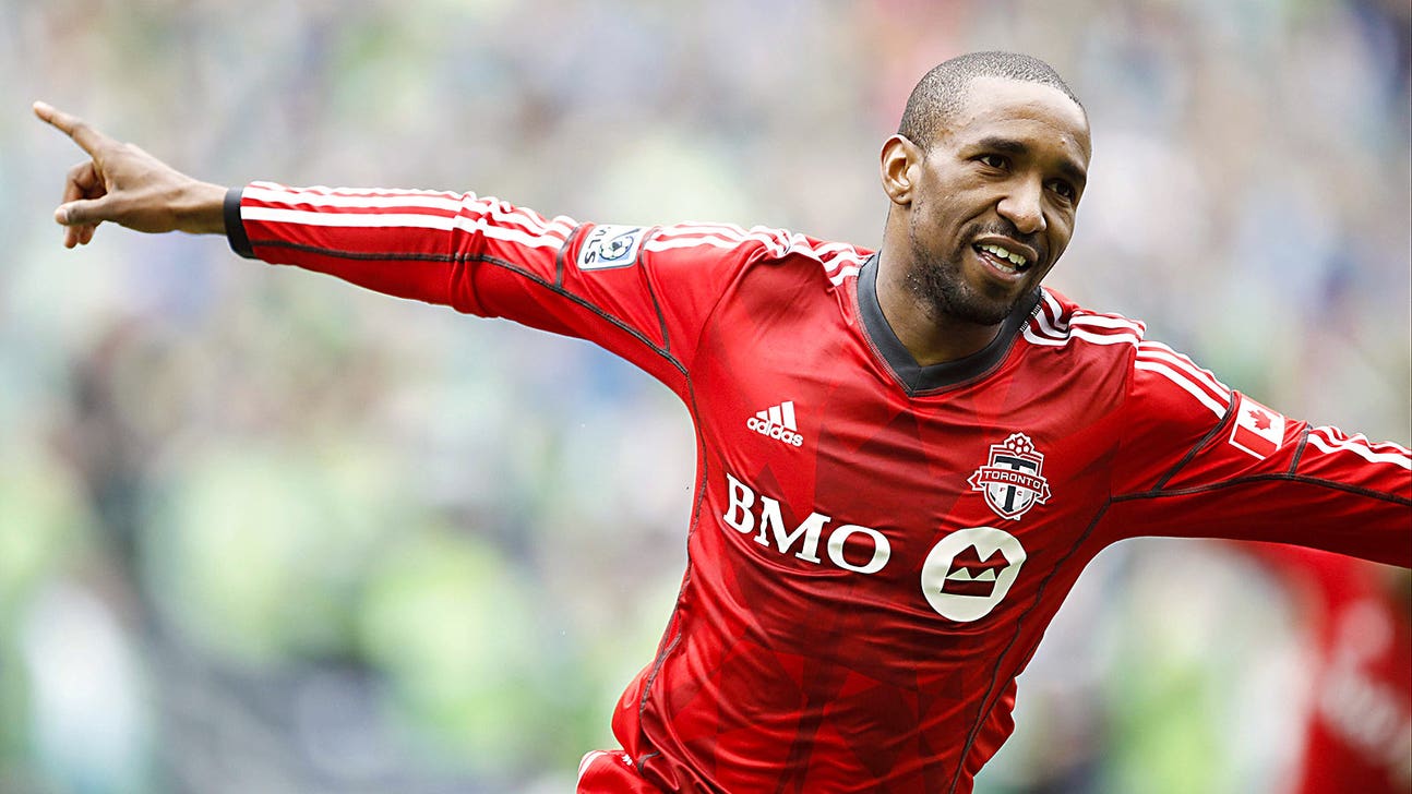 Jermain Defoe scores twice as Toronto FC defeats Seattle