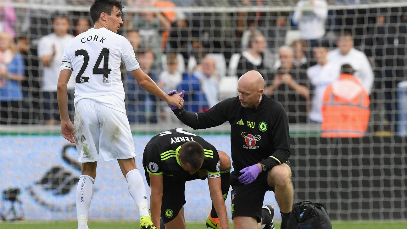 Chelsea captain John Terry set to force Antonio Conte's hand with injury