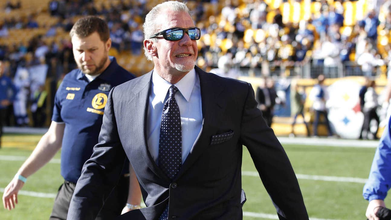 Jim Irsay lends Jerry Garcia 'Tiger' guitar to Dead & Company