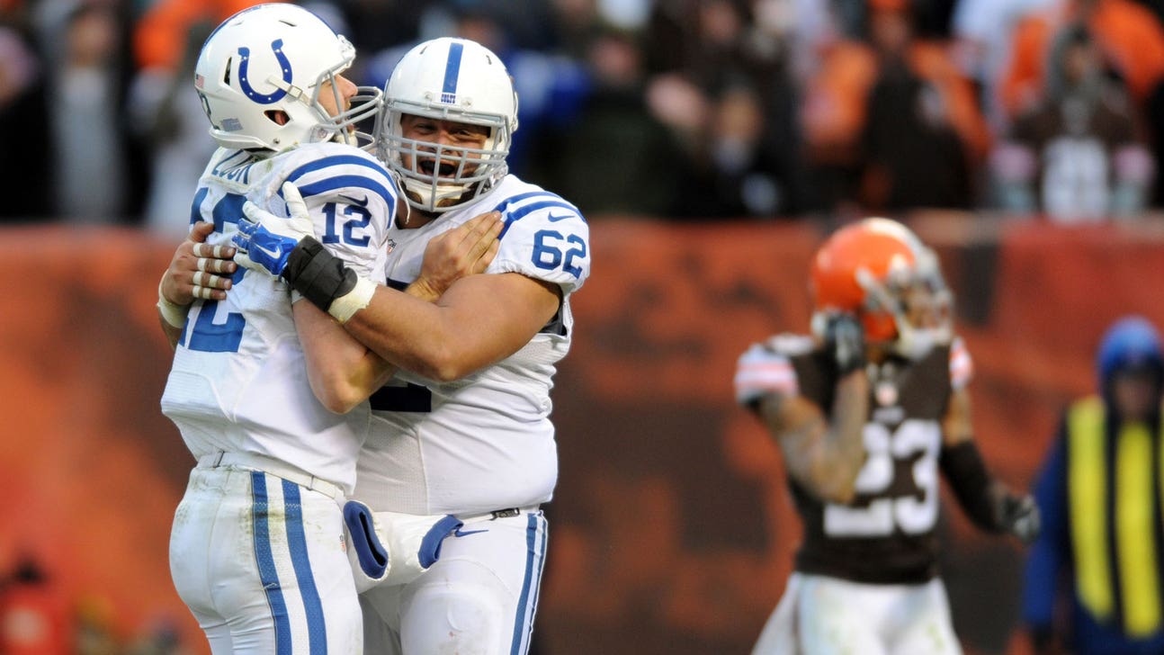 Colts name Khaled Holmes starting center