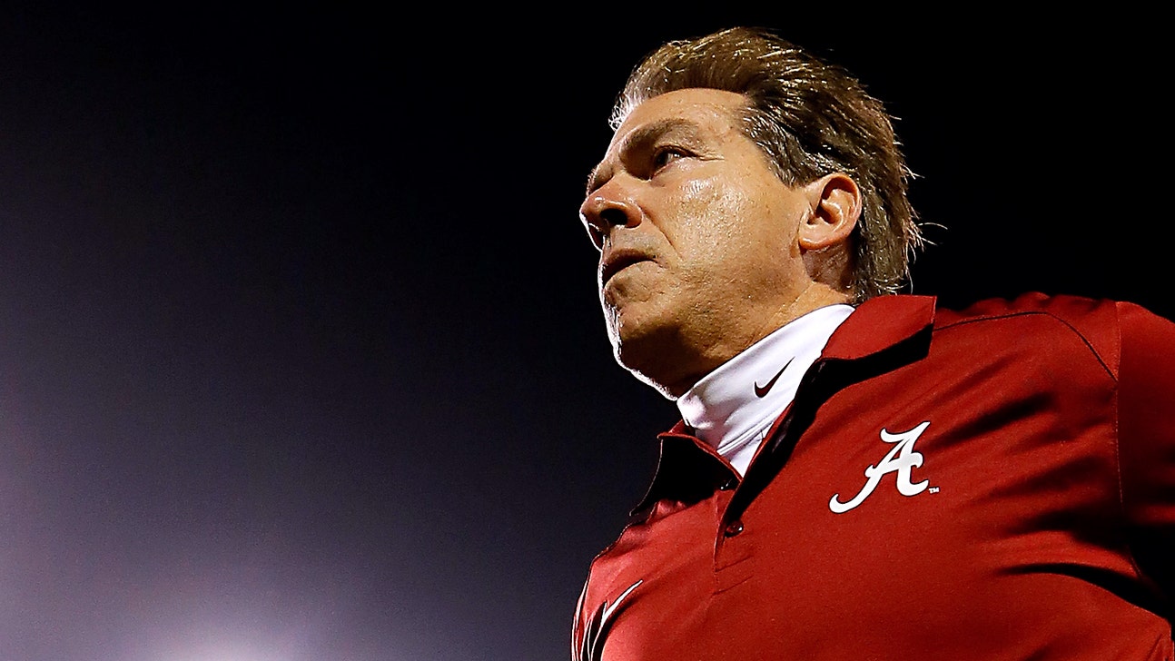 Alabama poaches top Kentucky assistant coach