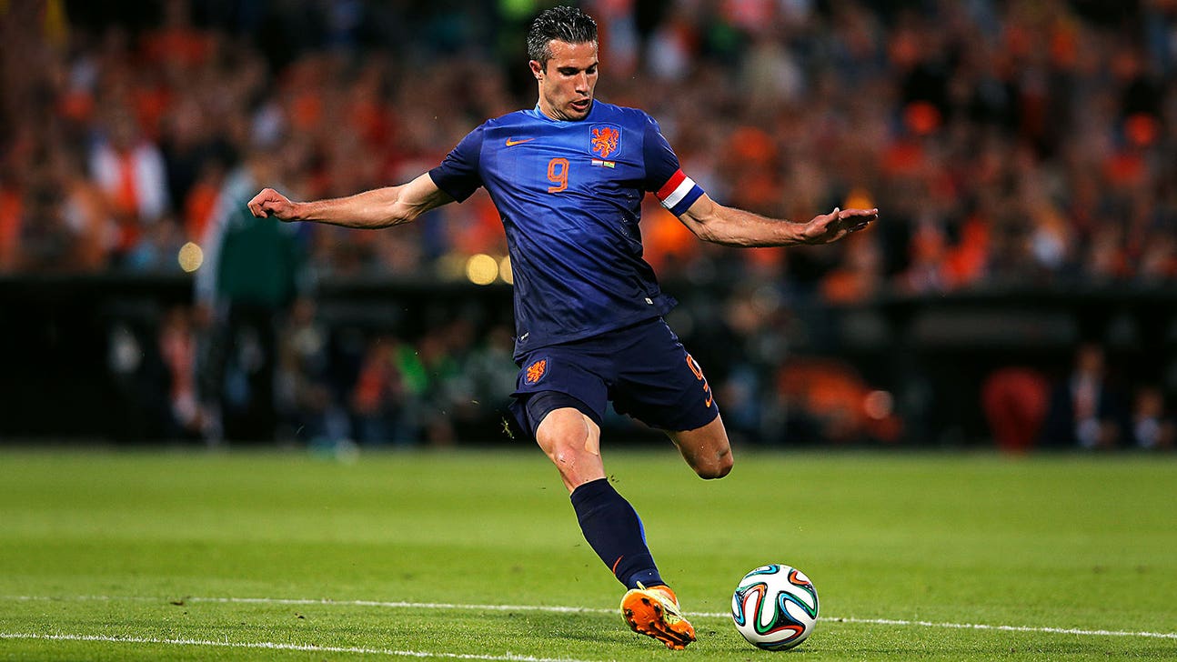 Van Persie scored to give the Netherlands a win over Ghana