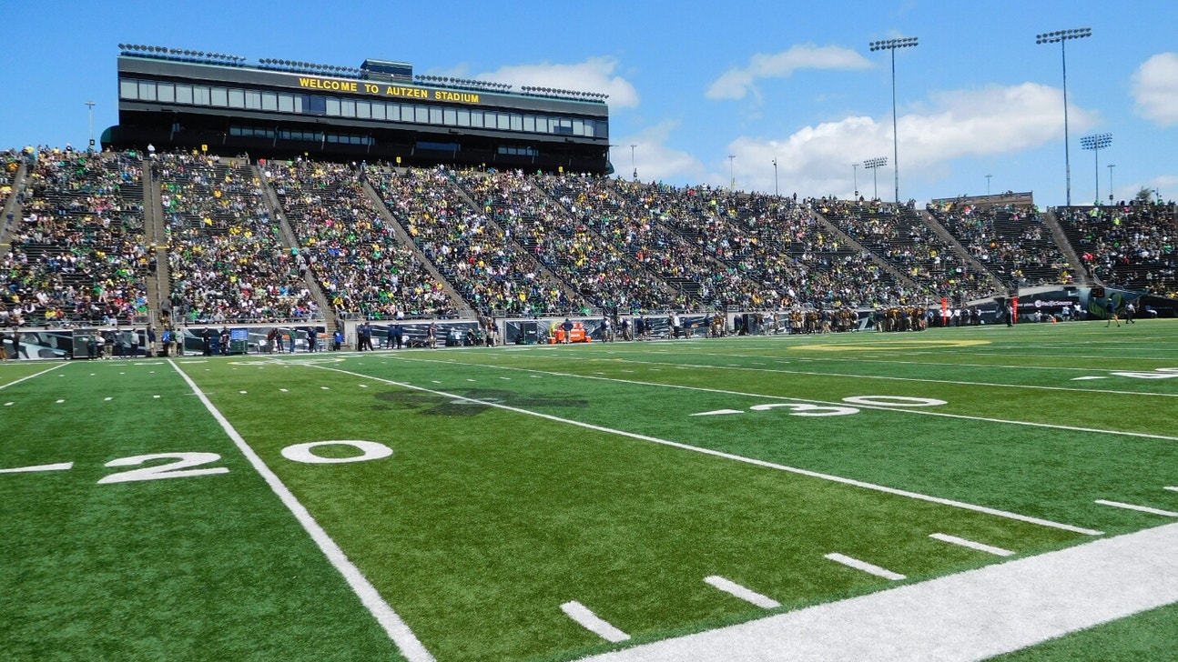 Oregon Ducks vs Virginia Cavaliers Live Stream, What To Watch and More