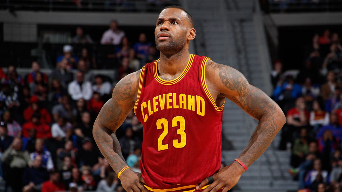 LeBron misses dunk that would have put him over 26,000 points