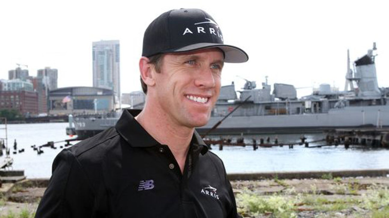 Carl Edwards tours USS Constitution on Boston visit