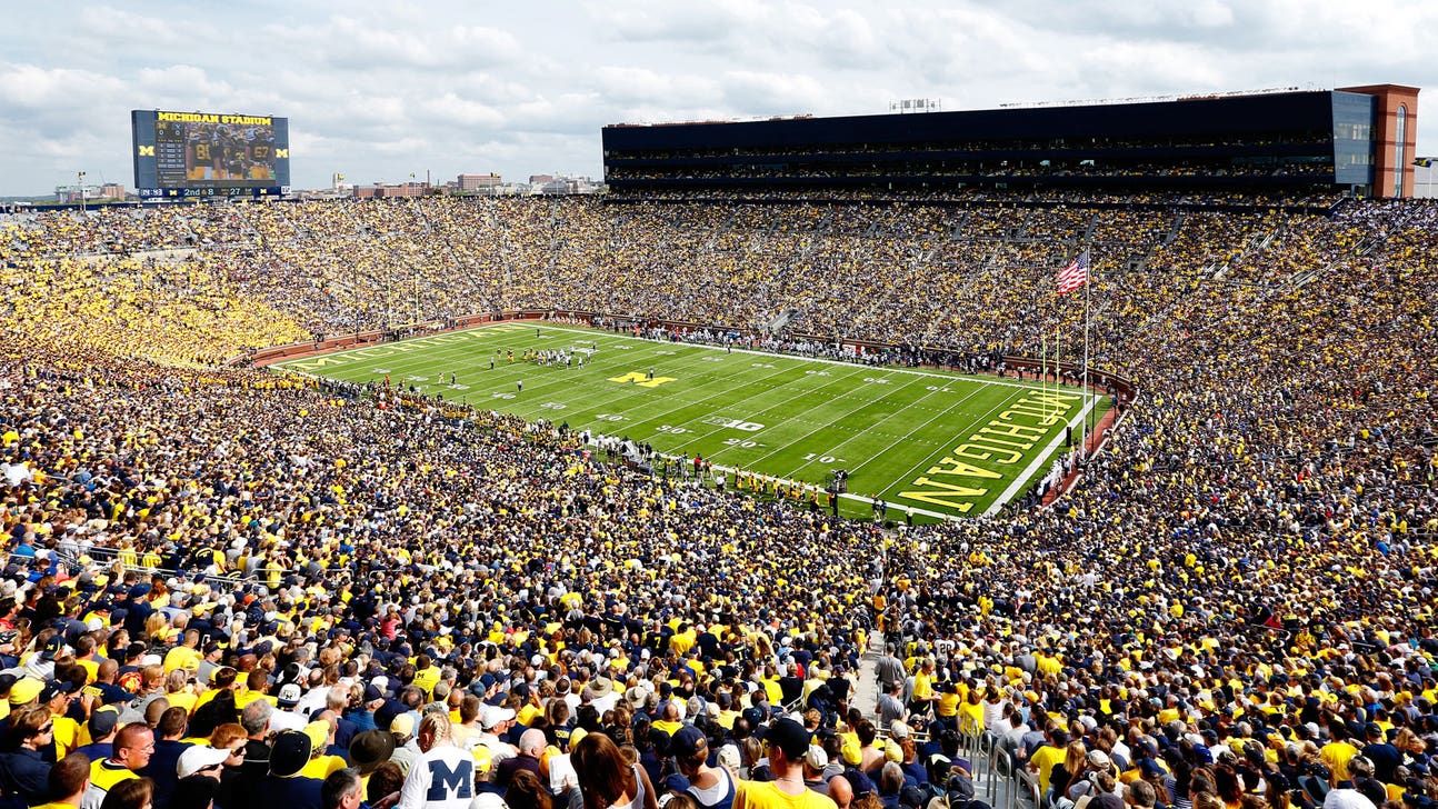 Did Michigan St. fans retaliate by painting Wolverine statue green?