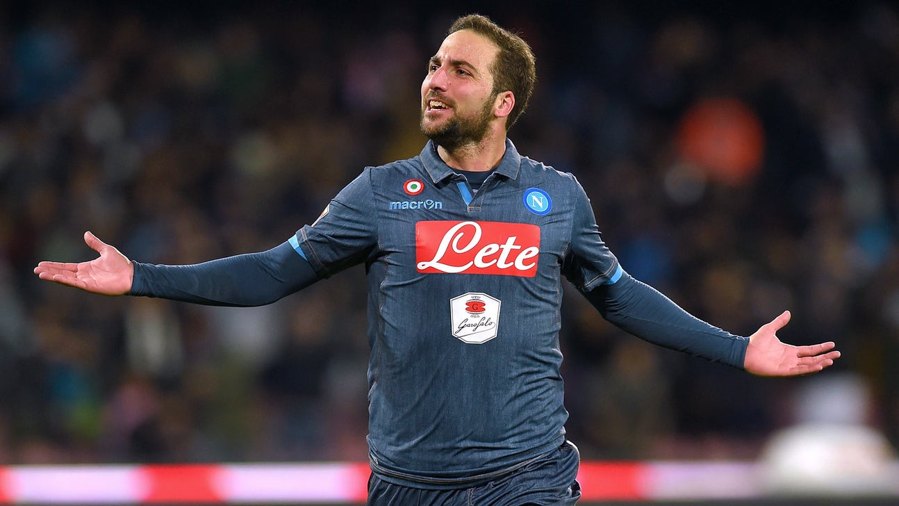 Arsenal line up big-money bid for Napoli striker Gonzalo Higuain