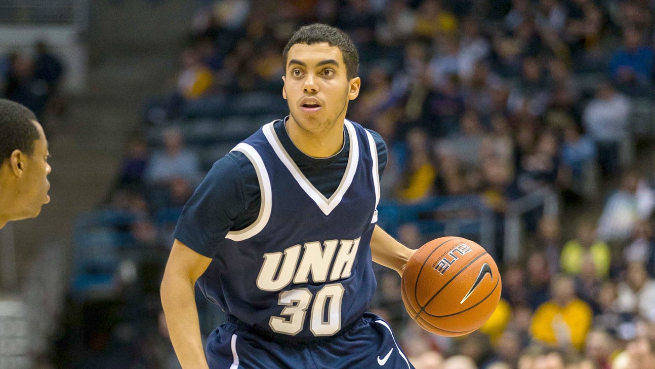 New Hampshire's Daniel Dion beats UMass Lowell at the buzzer