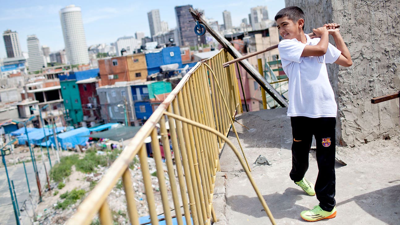 Prodigy from Buenos Aires shantytown to play with Angel Cabrera