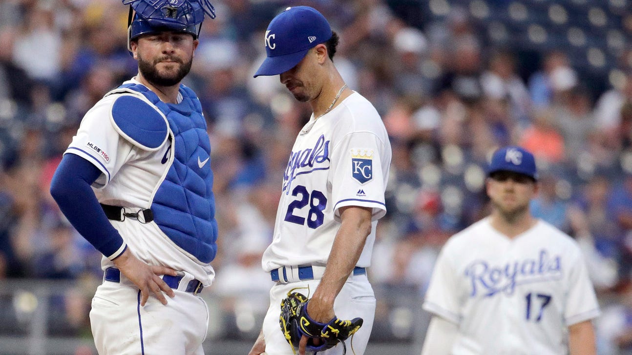 López lasts just one inning as Royals fall 6-5 to Yankees