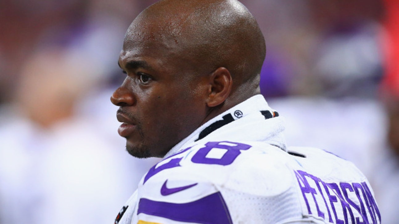 Report: Adrian Peterson won't attend OTAs, still wants trade