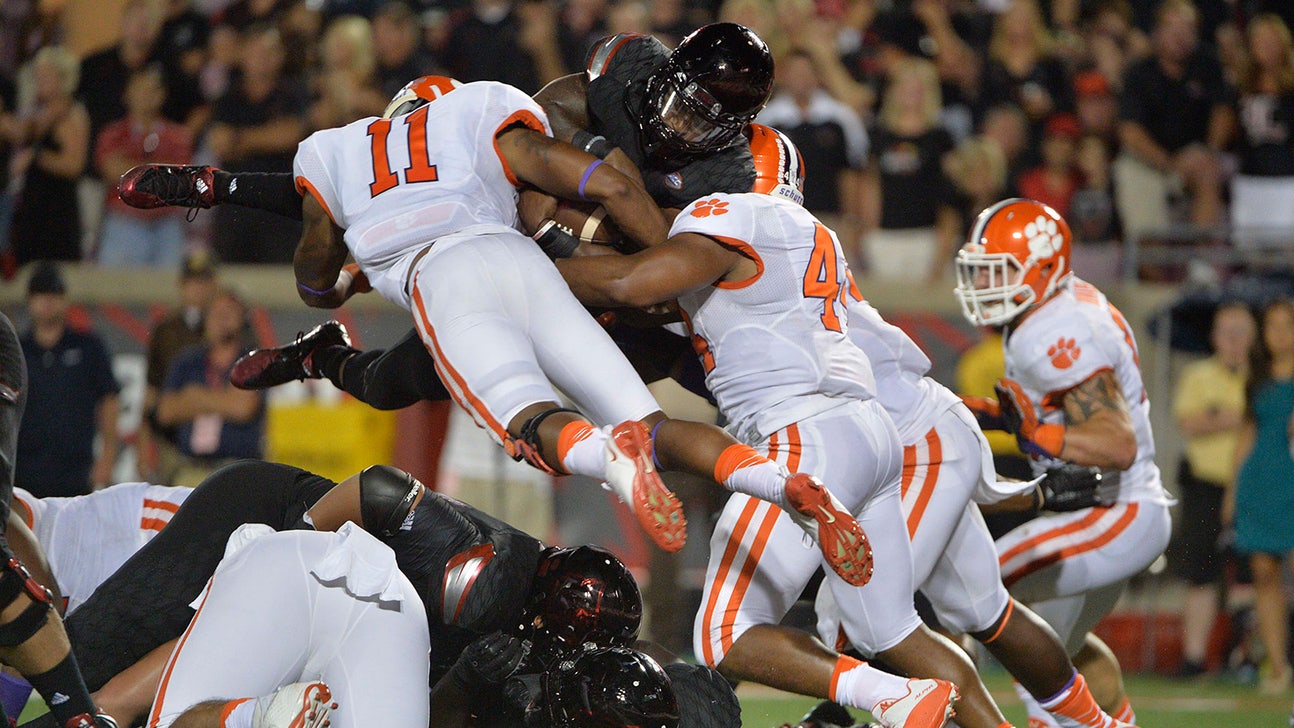 Clemson's defense heads into proving ground against Notre Dame